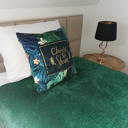 Under The Hill 3 Apartment Бад Мускау Екстериор снимка